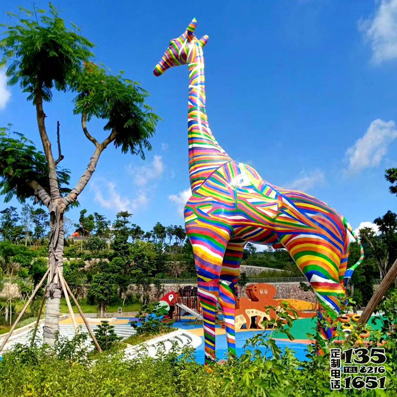 玻璃鋼彩繪海邊創(chuàng)意大型景觀長(zhǎng)頸鹿雕塑 玻璃鋼彩繪海邊創(chuàng)意大型景觀長(zhǎng)頸鹿雕塑