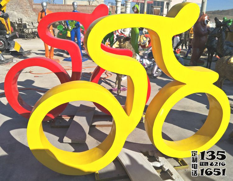 玻璃鋼彩繪抽象人物騎車雕塑單車賽車戶外運(yùn)動(dòng)雕塑 玻璃鋼彩繪抽象人物騎車雕塑單車賽車戶外運(yùn)動(dòng)雕塑