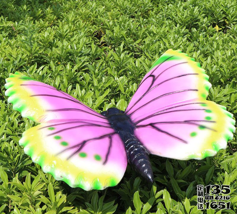 花園草坪玻璃鋼卡通蝴蝶雕塑 花園草坪玻璃鋼卡通蝴蝶雕塑